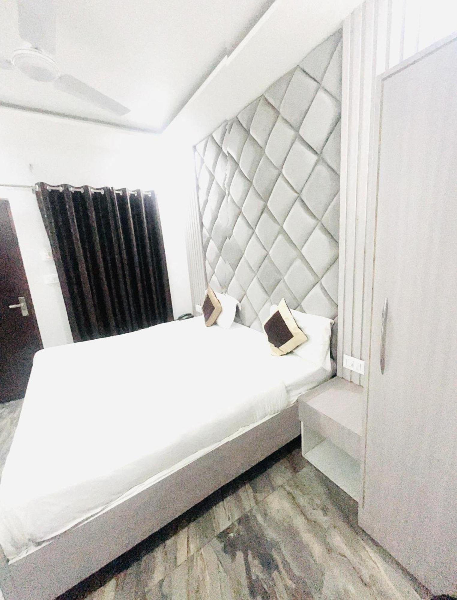 Hotel Green Apple バレーリー エクステリア 写真