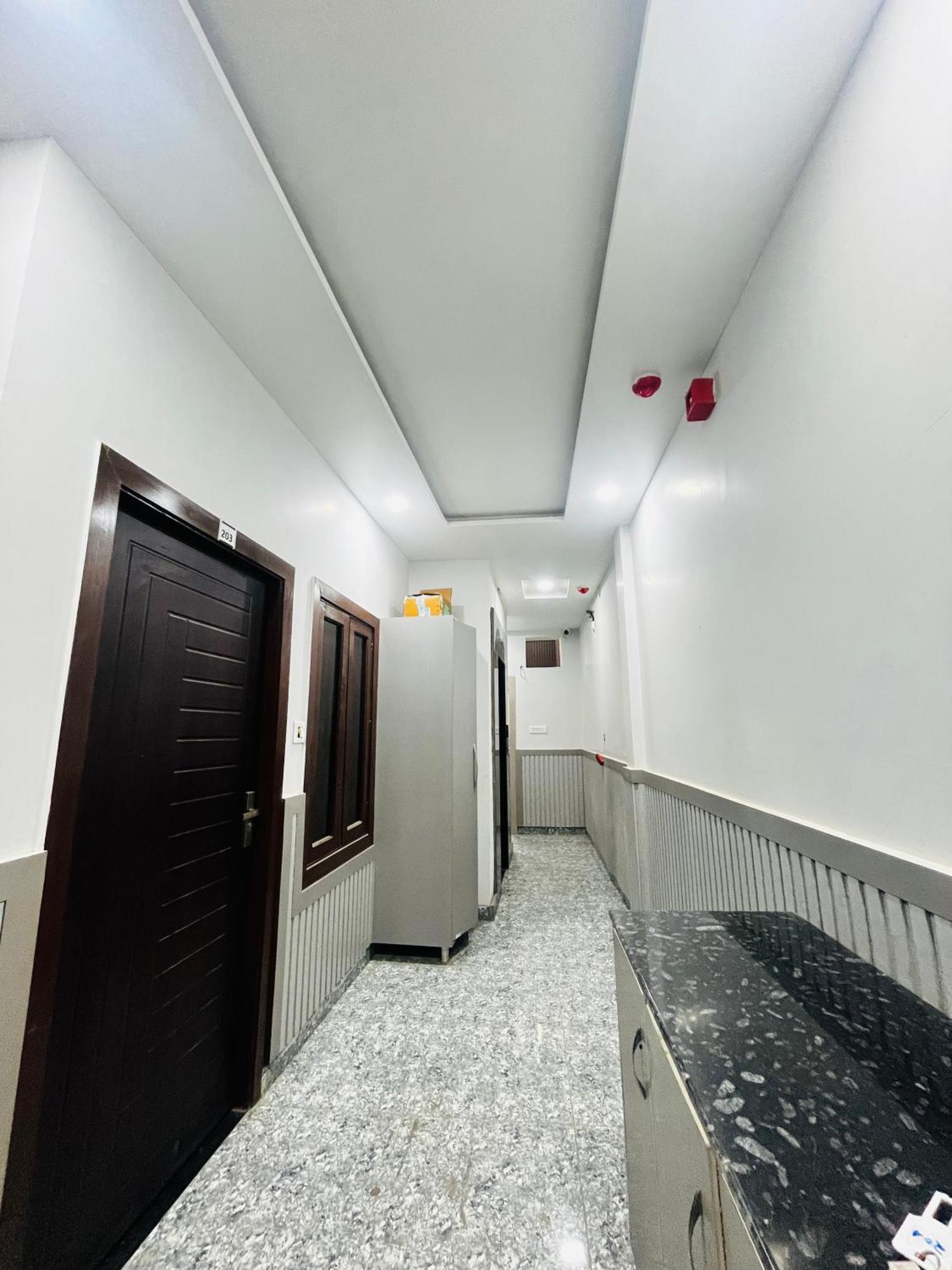 Hotel Green Apple バレーリー エクステリア 写真